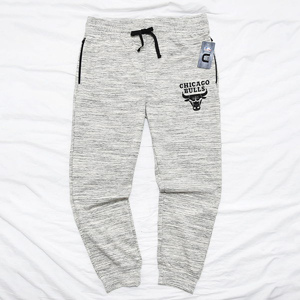 日本未発売 NBA公式 シカゴブルズ CHICAGO BULLS 杢 霜降り グレー ジョグパンツ ジョガー 春夏 スウェットパンツ（XL) ジョーダン 90s