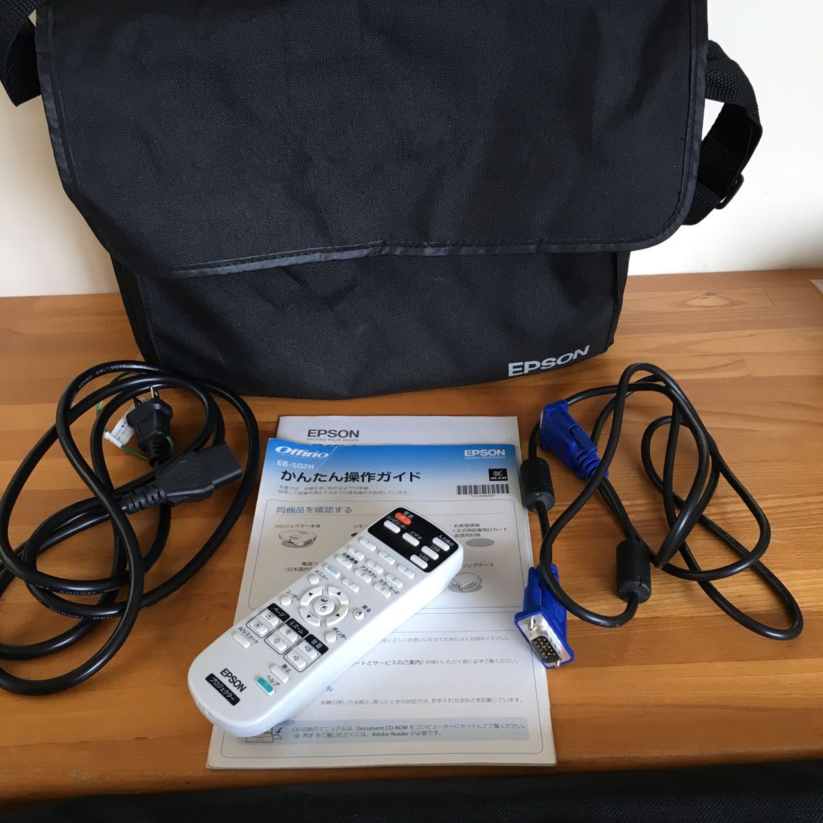 EPSONプロジェクター EB-S02H EB-S02H EPSON プロジェクター 白 EB