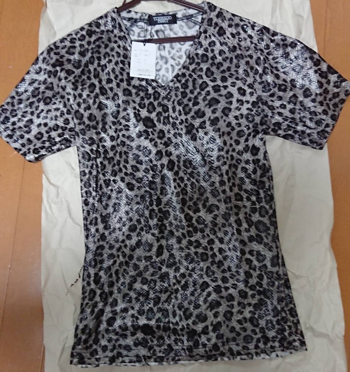 低価，定番 トルネードマート 半袖 シャツ ヒョウ柄 フリーサイズ(半袖Tシャツ)｜売買されたオークション情報、yahooの商品情報をアーカイブ公開 - オークファン 男性用