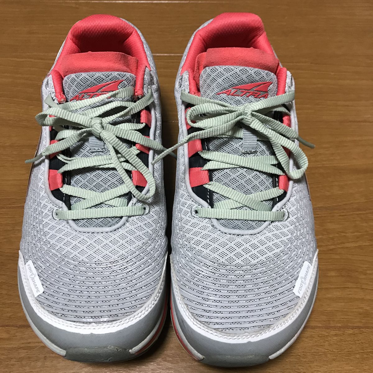 ALTRA アルトラOLYMPUS1.5 日本未発売カラー ホカオネオネ トレラン 0 