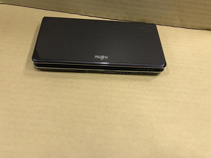 ジャンク現状bios起動済 富士通 Fmv Biblo Loox U G90 Atom Z5 2gb Hdd無し ミニノート 売買されたオークション情報 Yahooの商品情報をアーカイブ公開 オークファン Aucfan Com