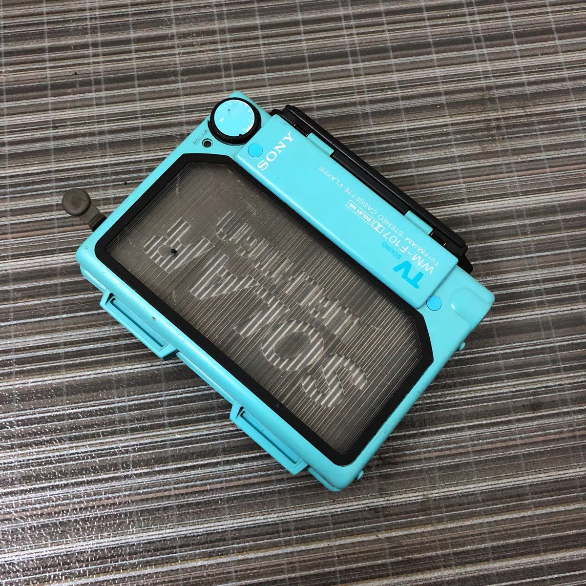 aiwa ポータブルカセットプレーヤー ジャンク ウォークマン HS-PX610