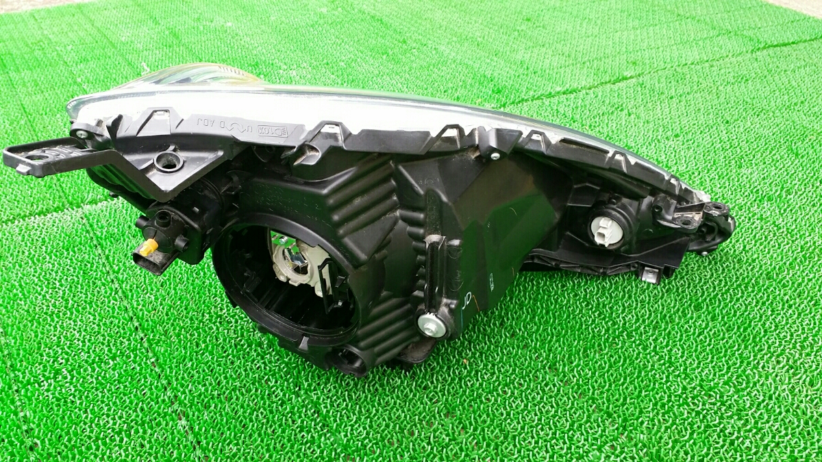 ヘッドライト HID フィット GG7 フィットシャトル シャトル 純正 P6869
