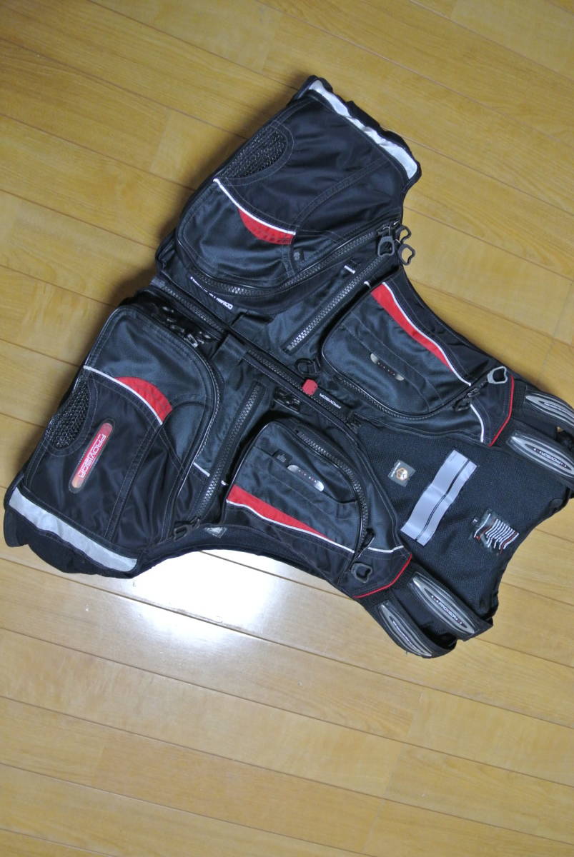 ♪♪超美品 ダイワ プロバイザー フローティングベスト PF-3412 ライフ