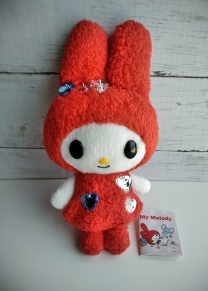 【サンリオ】　マイメロディ　ファッションドール　ぬいぐるみ　タグ付き新品　非売品　2013年