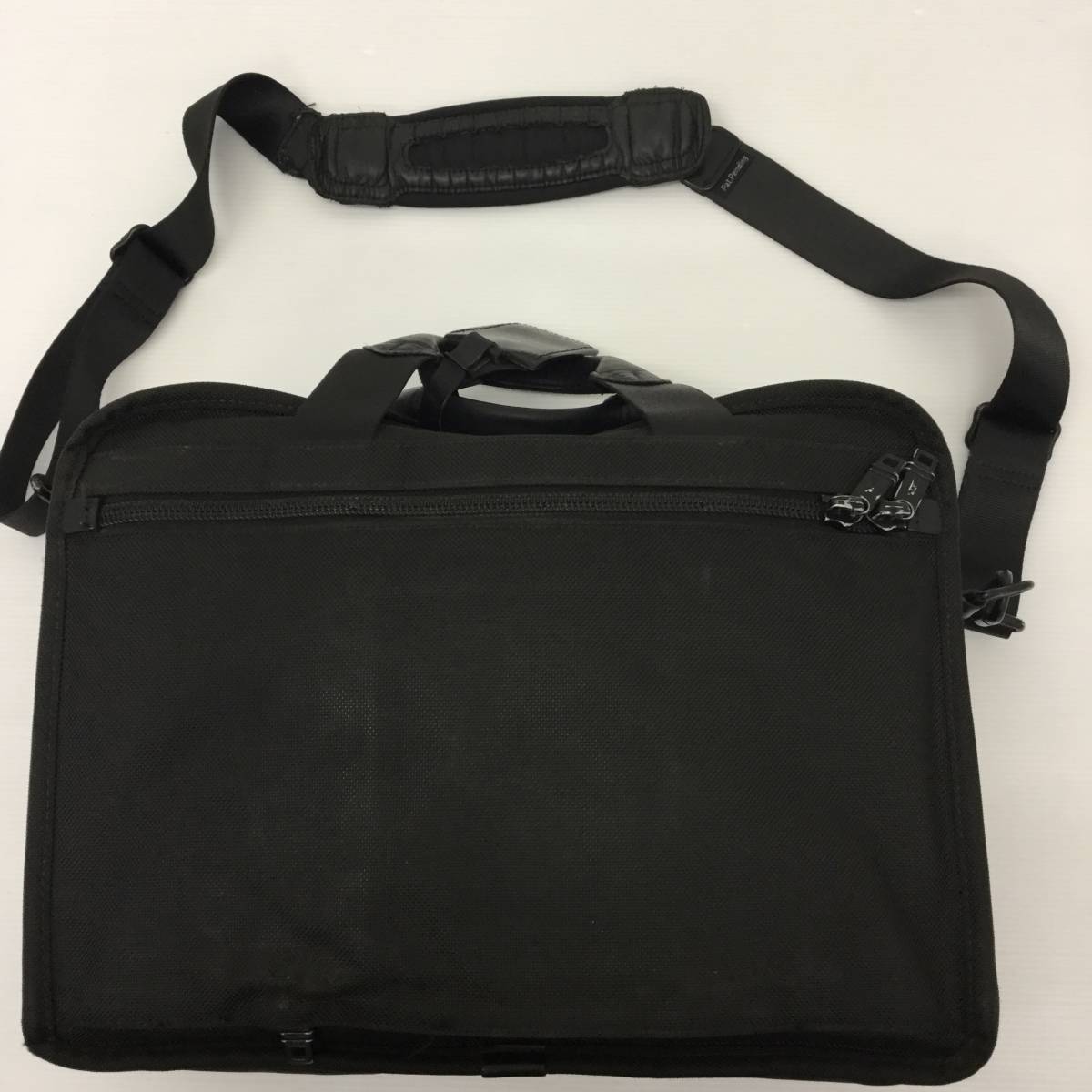 ☆TUMI/トゥミ ビジネスバッグ 黒色 ショルダー付 ブランド別 かばん
