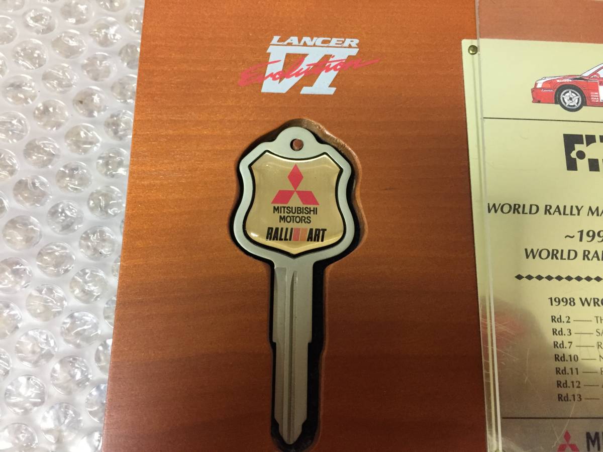 ☆非売品☆ 三菱 RALLI ART ラリーアート 鍵 ブランクキー WRC チャンピオン 記念 ランエボ6 CP9A 4G63 鍵 ウッドパネル ランサー エボ Ⅵ