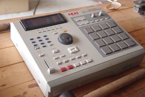 AKAI MPC2000のYahoo!オークション(旧ヤフオク!)の相場・価格を見る 