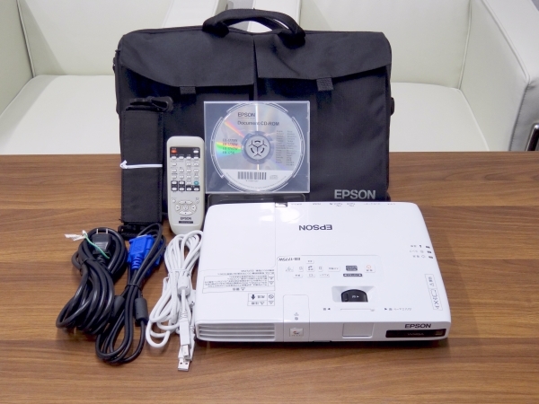 最新作，得価 EPSON プロジェクター EB-1775W 輝度 3000lm ランプ時間 高909ｈ 低33ｈ 無線LAN搭載(本体)｜売買されたオークション情報、yahooの商品情報をアーカイブ公開 - オークファン 本体