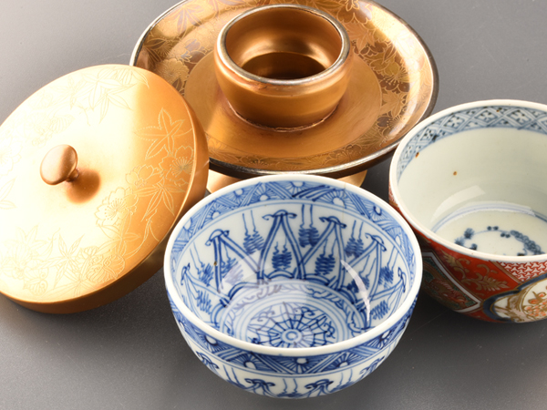 AB29 天目台一対 茶台 高茶台 高脚 金 高蒔絵 草花図 朱漆 木箱 昭和