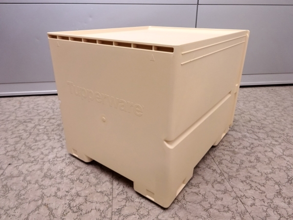 TUPPERWARE 未使用□タッパーウェア スーパーチェスト ミニ（クリーム