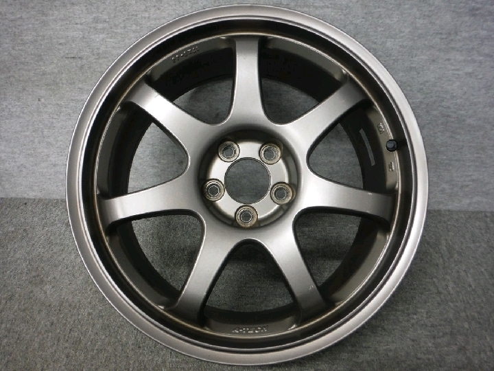A-TECH FINALSPEED GEAR-R 17X8J 46 114.3 5穴 ハブ径約73ミリ 17