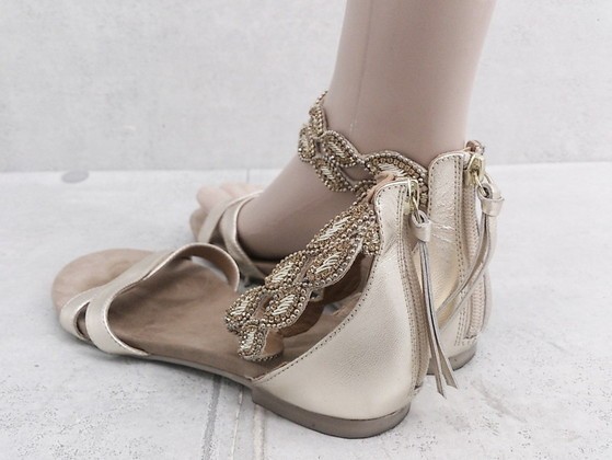 ◇ KIWI キィウイ ラインストーン ビーズ ストラップ サンダル 35 ゴールド * ◆ 1000024475852 キウイ ストラップの通販