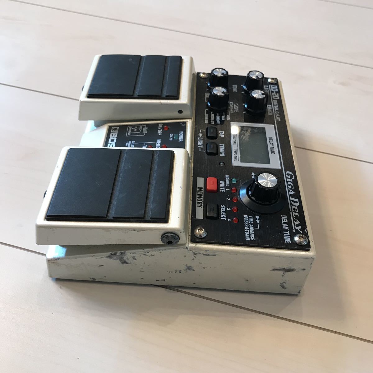 BOSS☆DD-20☆GIGA DELAY☆エフェクター☆ジャンク に興味をもって