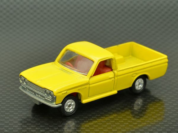 トミカ ダットサン1300トラック 1F 小田急特注 日本製 黒箱 トミカ ダットサン 日本製 「ダットサン1300トラック」トミカ 義明コレクション (自動車