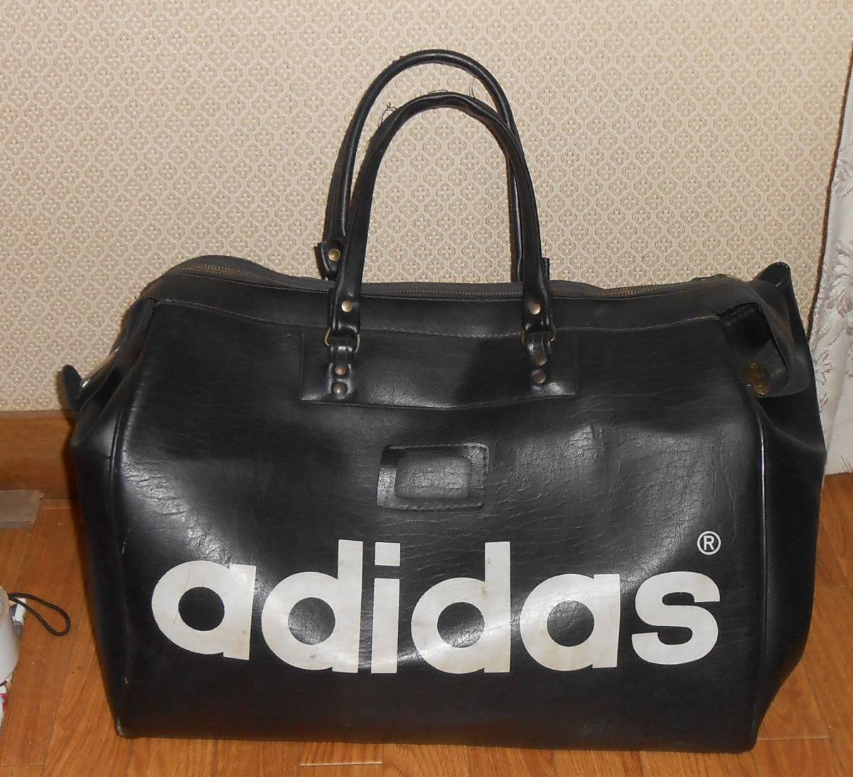 送料無料，得価 アディダス革製ボストンバッグ(かばん、バッグ)｜売買されたオークション情報、yahooの商品情報をアーカイブ公開 - オークファン かばん、バッグ