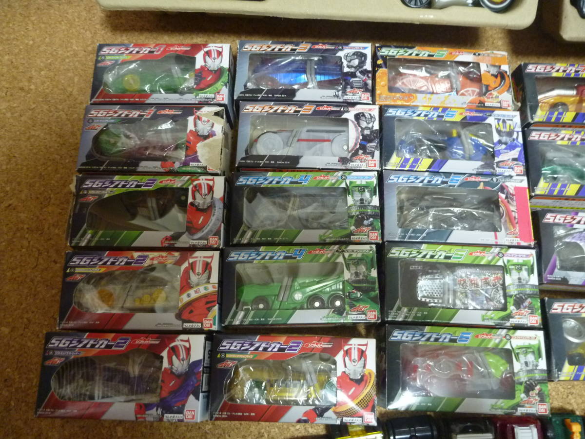 [中古] 仮面ライダードライブ ベルト マッハドライバー炎　シフトスピードプロトタイプ メガマックスフレアなど 変身ベルト 仮面ライダードライブ DXマッハドライバー炎 相場金額買取コレクター 特撮ヒーロー ベルト