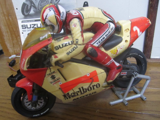 京商1/8グランプリレーサーマルボロヤマハYZR500フルセット Kyosho 1/8