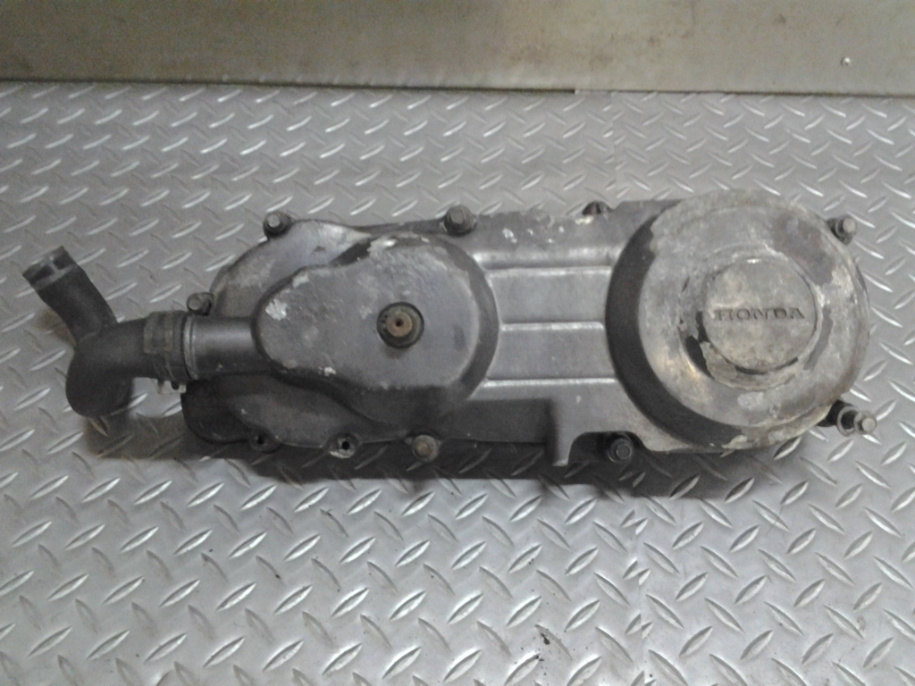 ホンダ リード90 HF05 純正 エンジンカバー クランクケース 検索 D-88