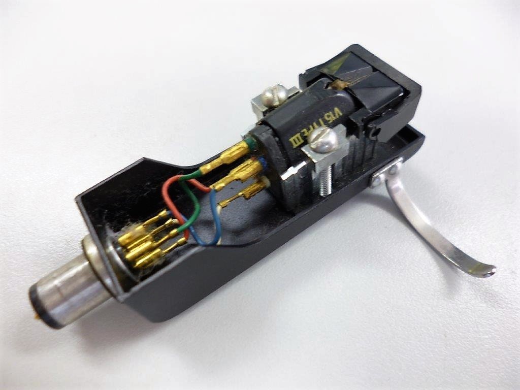 【ジャンク】SHURE シュアー MMカートリッジ V15 TYPEⅢ DENON製ヘッドシェル付 針折れ