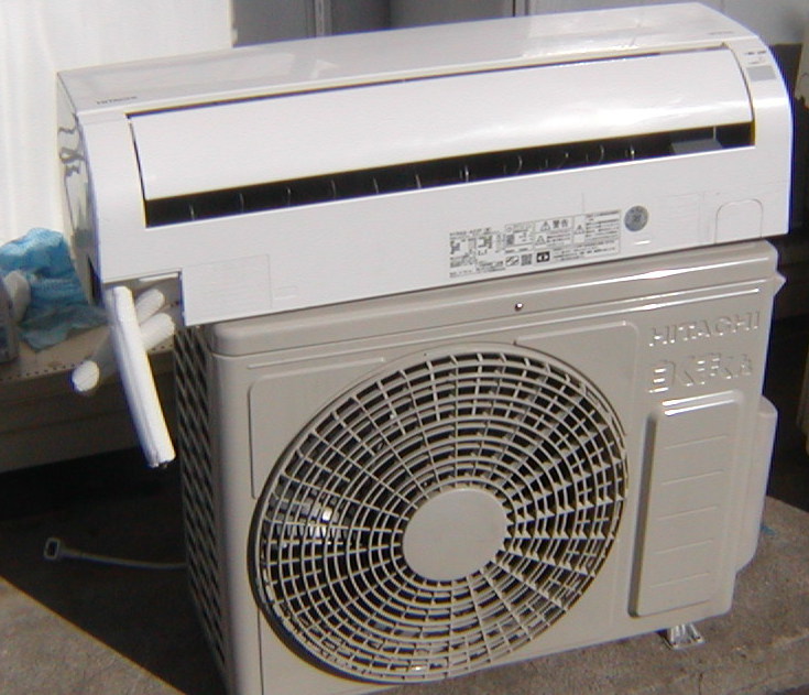 2017年製 日立2.2KW エアコン（8823）