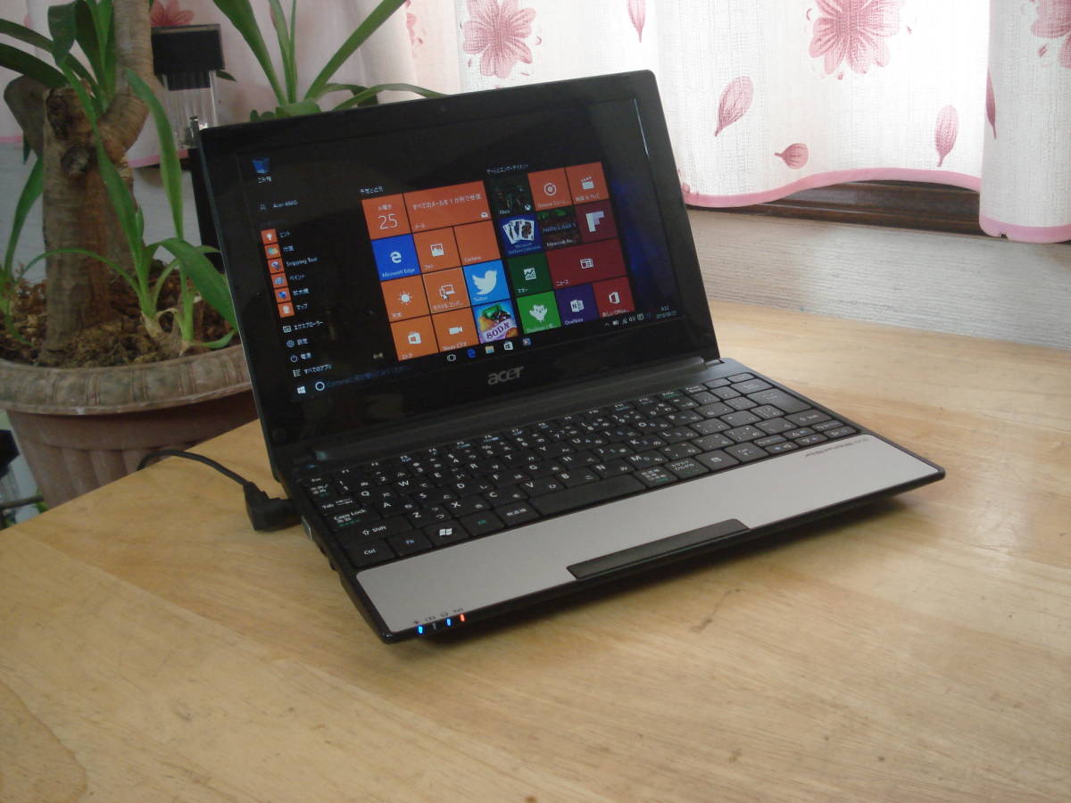 ★☆Acer ASPIRE one D255E［白＆黒］/10.1インチ/250GB/無線LAN/Windows10/Office2013★☆