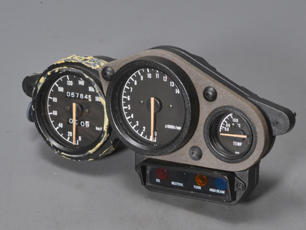 優良販 TZR250RS 3XV 純正メーター 5784km 2026年最新Yahoo