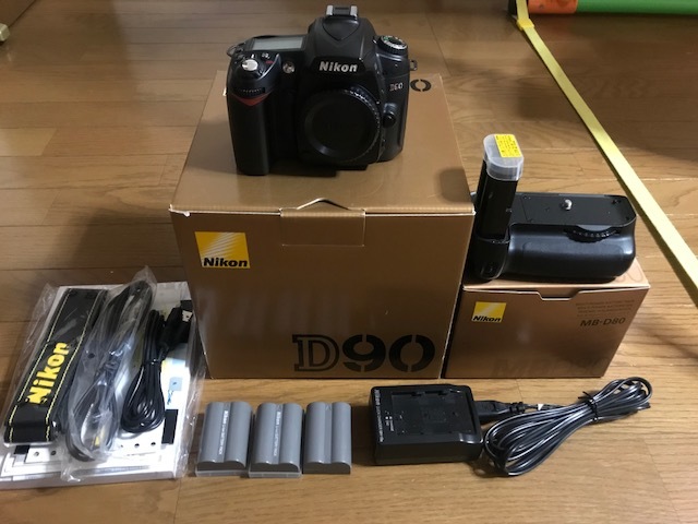 Nikon D90 | D7000 - Electronics ニコンD90ボディ中古 オーバーホール