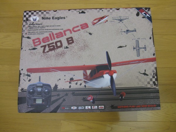 ラジコン飛行機 Bellanca 750B 3軸ジャイロセンサー搭載 送信機付き