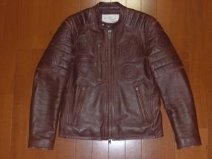 6161073 AVIREXのYahoo!オークション(旧ヤフオク!)の相場・価格を見る  