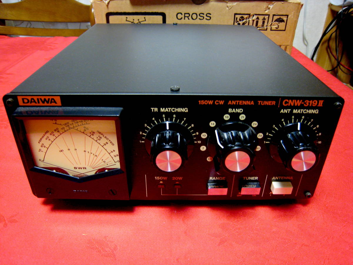 とってもとっても美品なダイワCNW-319Ⅱクロスアンテナチューナー