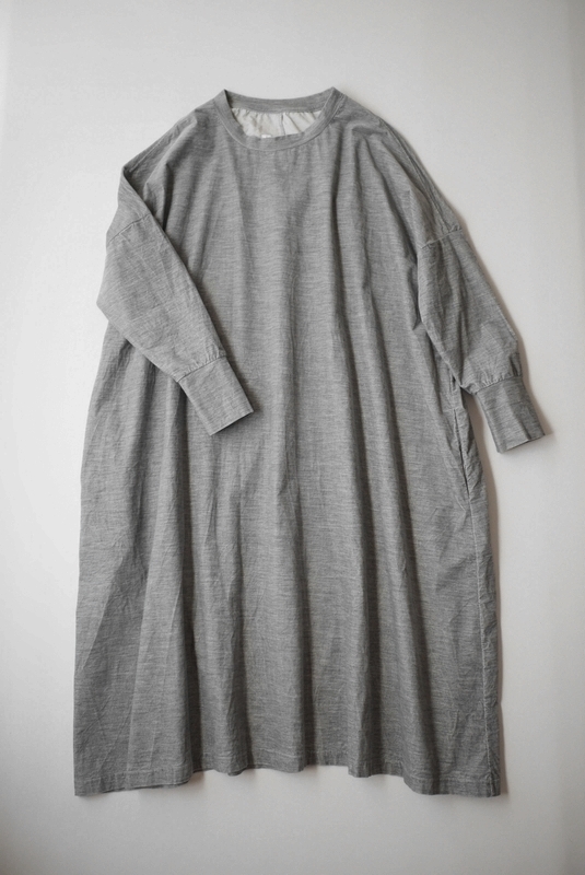  UNIVERSAL TISSU ワイドシルエット 起毛ワンピース(女性用)｜売買されたオークション情報、yahooの商品情報をアーカイブ公開 - オークファン 女性用