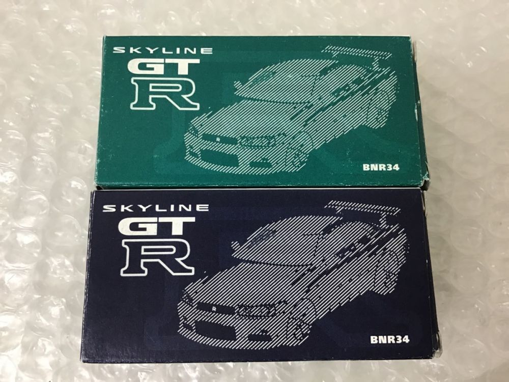 トミカリミテッド ヴィンテージ ダットサン サニー1000 2ドアセダン