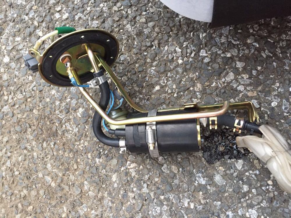 jzx100 ツアラーV 5速MT 燃料タンク 社外燃料ポンプ チェイサーマーク