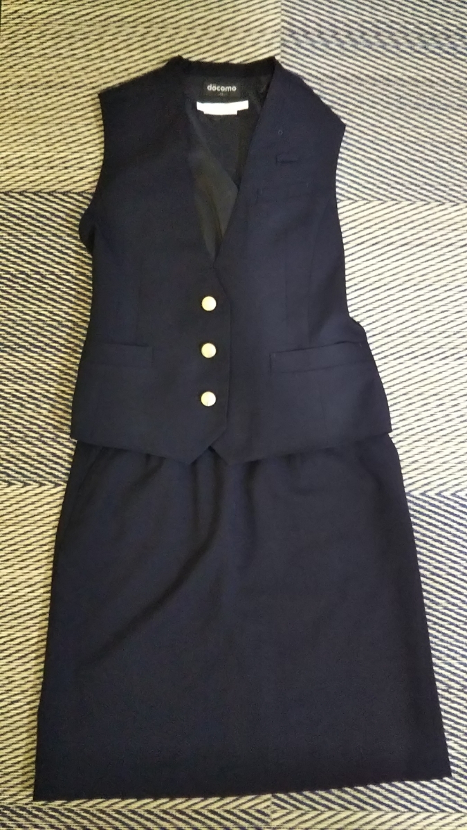 ドコモショップ制服 NTTドコモ