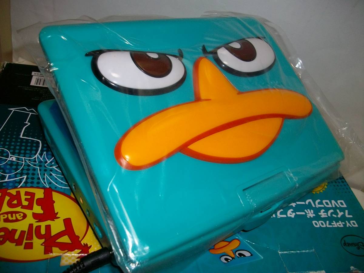b.Phineas&Ferb フィニアス&ファーブ 7inchポータブルDVDプレーヤー DY