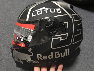 RED BULLジェットヘルメット フルフェイス（ダブルシールド ）サイズM