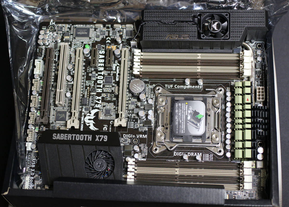 ASUS SABERTOOTH AMD 990FX - 痛マザーをつくろう＠ジャンククリスマス 
