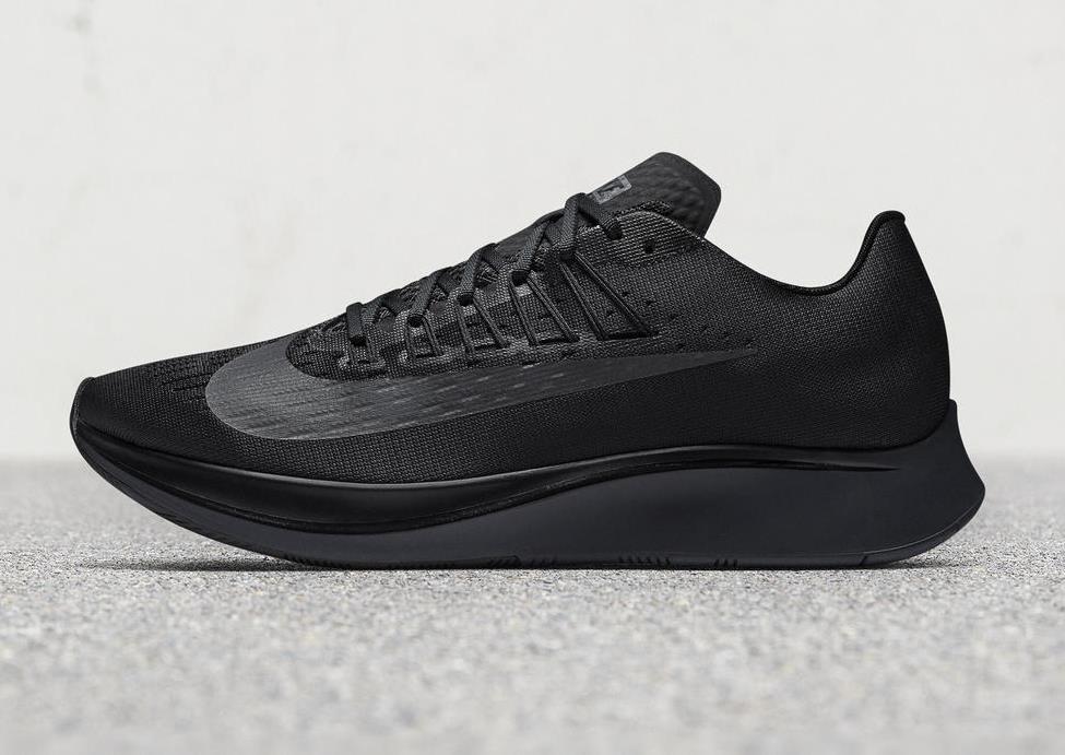 NIKE■ZOOM FLY triple black■28.5cm