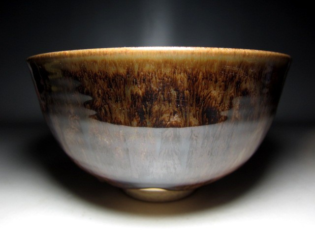 人間国宝 清水卯一 鉄燿茶碗 栞付 ☆味わい深い逸品☆ e605