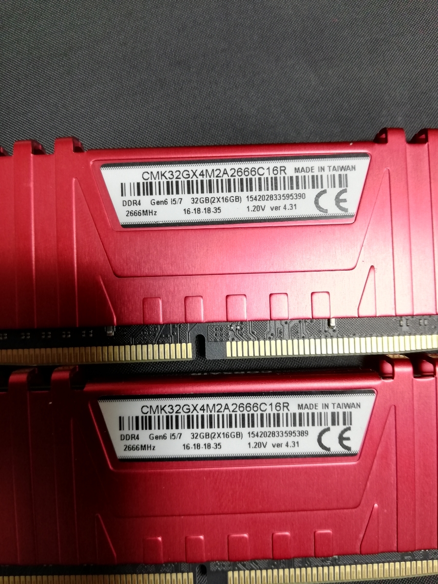 CORSAIR DDR4-2666 32GB(16GB×2) 【動作確認済】 