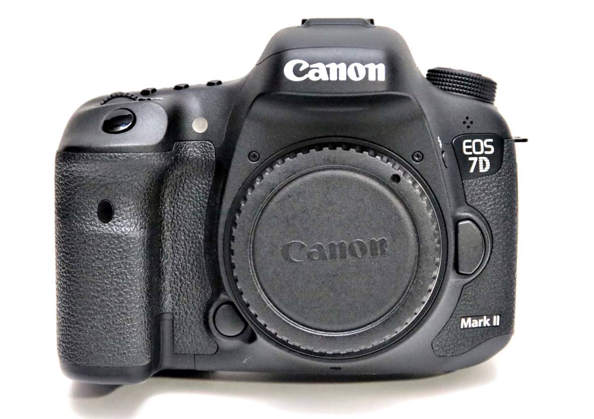 キャノン CANON EOS 7D Mark II Mark2 カメラ ボディ 箱付き 美品