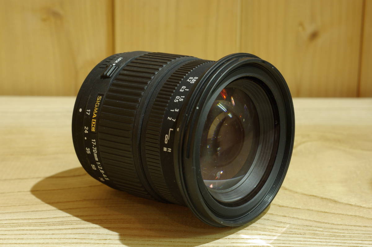 17-70mm DC Sigma MACRO HSM F2.8-4.5 SIGMA - Macro OS F2.8-4 Lens