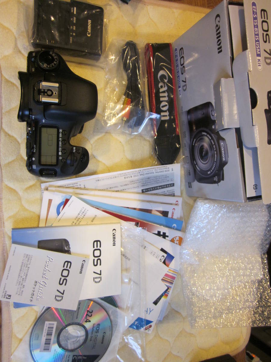 キャノン Canon EOS 7D 一眼レフ カメラ《元箱付 付属品完備 