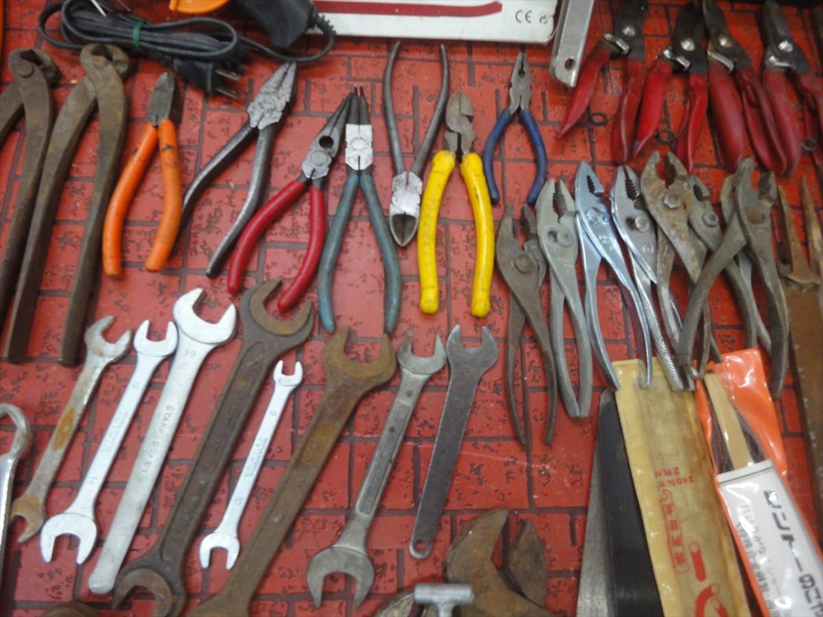 A15-3M5446/【工具大量】手工具 色々★ペンチ・ノコギリ、ドライバー・モンキー・ヤスリ・レンチなど※沖縄/離島発送不可