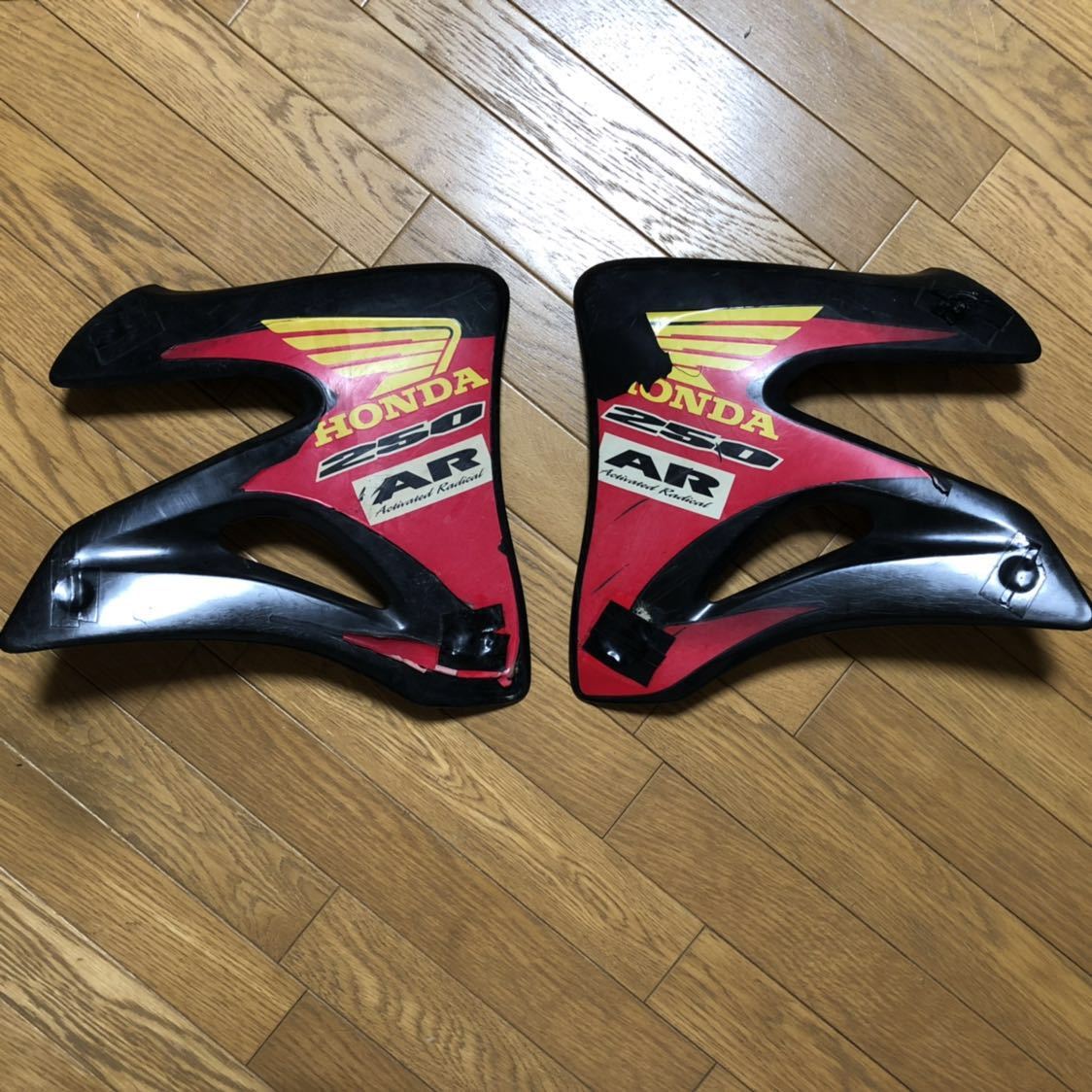 HONDA CRM 250 AR シュラウド