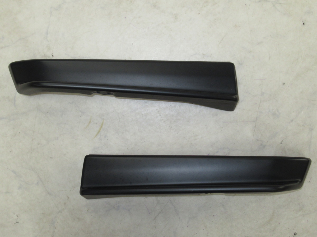 スバルWRXS4(VAB・VAG)用STIリアサイドアンダースポイラー左右セット(SG517VA200)中古品