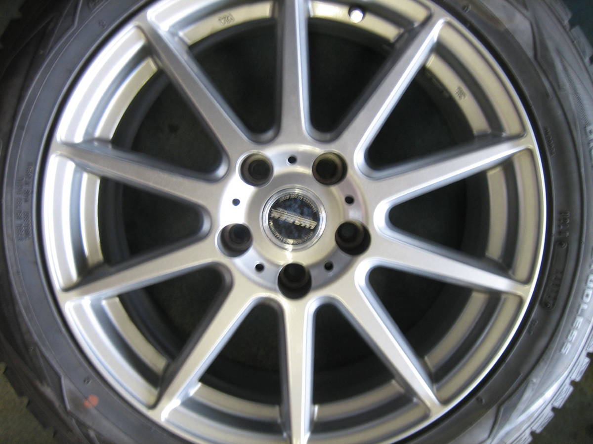 215/55R17スタッドレス＆アルミホイール中古4本組！クラウン♪ジューク 
