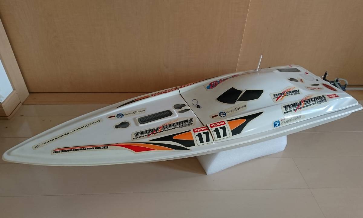 正規品，2026 京商 kyosho 電動RCボート ツインストーム 800 送受信機なし バッテリー付(船、ボート)｜売買されたオークション情報、yahooの商品情報をアーカイブ公開 - オークファン 船、ボート