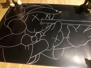 kaws ポスターのYahoo!オークション(旧ヤフオク!)の相場・価格を見る 